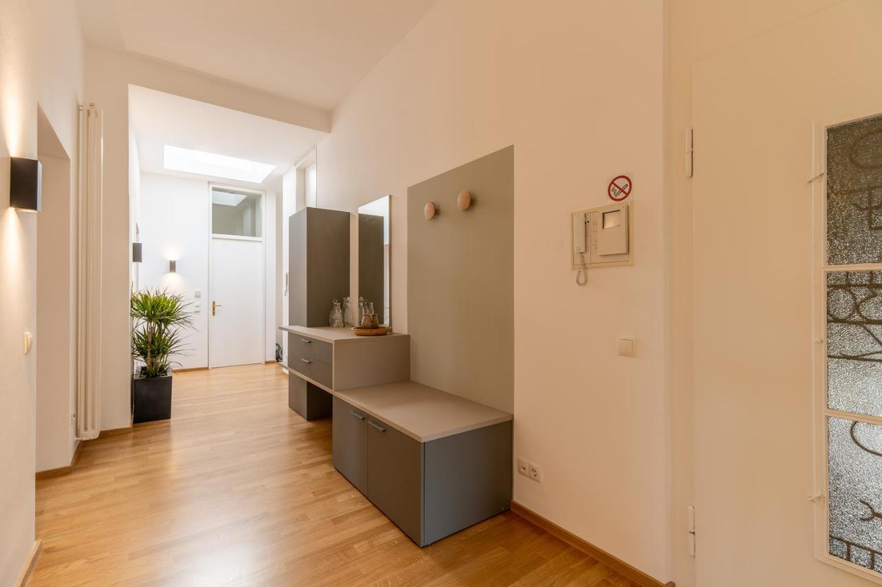 Villa Stubai - Penthouse In The Heart Of Meran Buitenkant foto