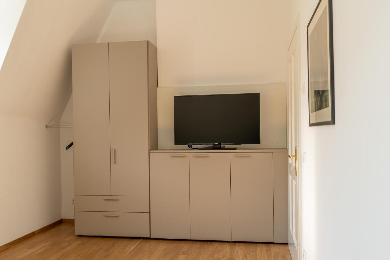 Villa Stubai - Penthouse In The Heart Of Meran Buitenkant foto